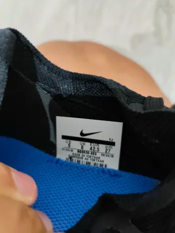 Used Nike Epic React Flyknit 2 bike — image 4 of 4