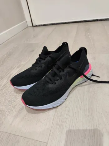 Used Nike Epic React Flyknit 2 Running Shoes