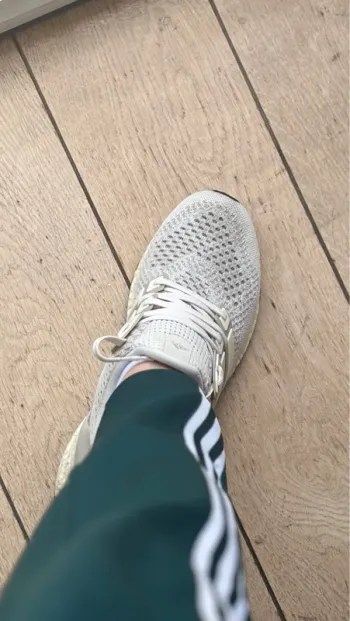 Brugt Adidas Ultra Boost bike — billede 15 af 30