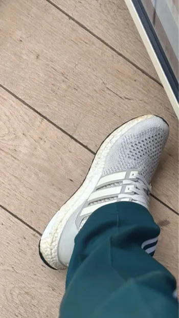 Brugt Adidas Ultra Boost bike — billede 11 af 30
