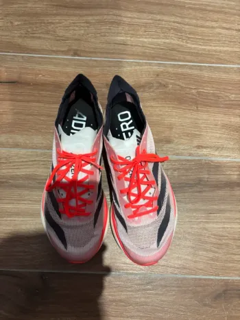 Used Adidas Takumi Sen 10 Running Shoes