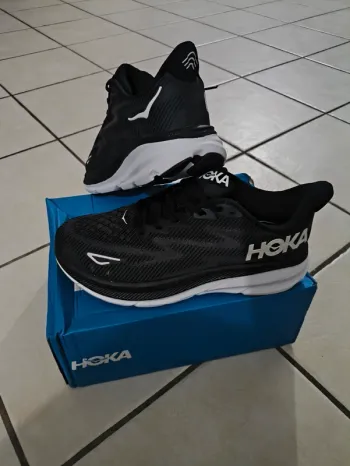 Brugt Hoka Clifton 9 Running Shoes