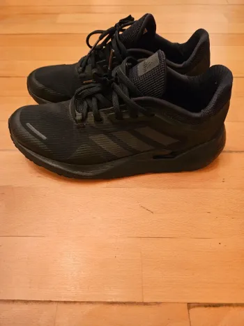 Brugt Adidas Alphatorsion Running Shoes