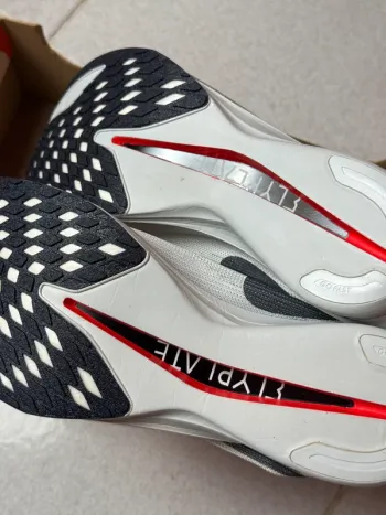 Brugt Nike ZoomX Streakfly 2 bike — billede 3 af 7