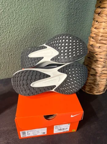 Nike Quest 6 bike usato — immagine 6 di 7