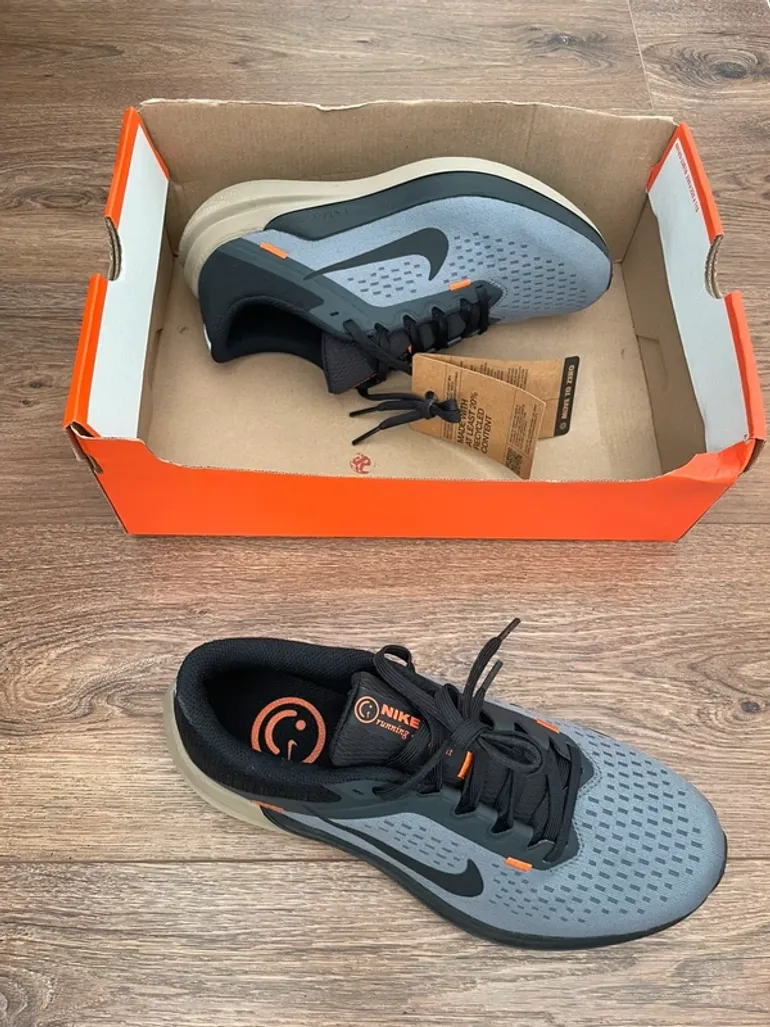 Maestro Nike Air Winflo 10 bike usato — immagine 3 di 8