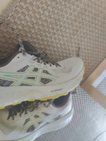 Asics Gel-Sonoma 8 bike usato — immagine 2 di 6