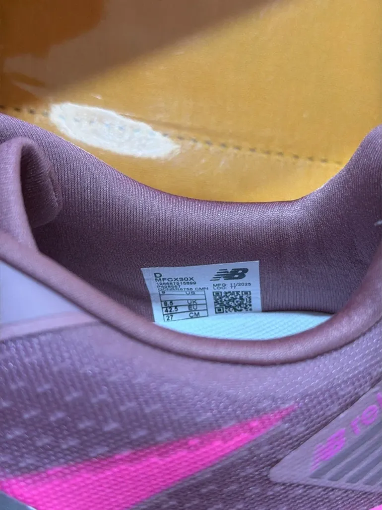 New Balance Rebel v5 bike usato — immagine 8 di 8