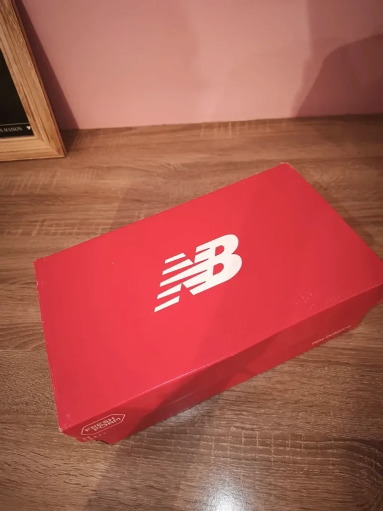 New Balance Fresh Foam bike usato — immagine 6 di 7