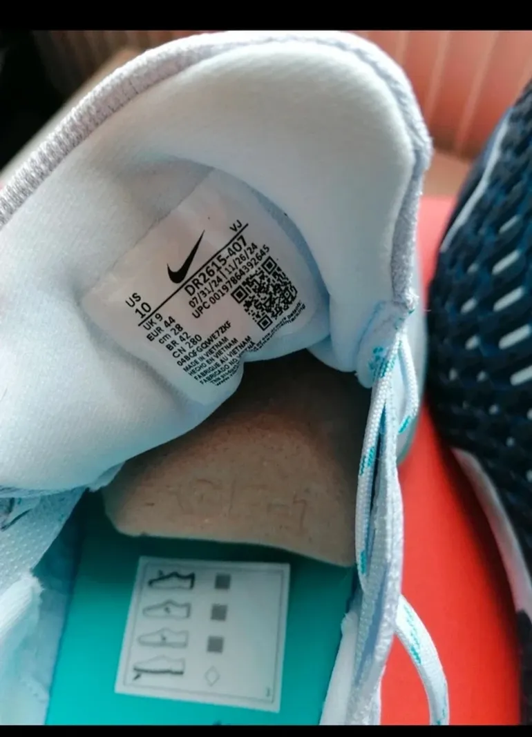 Nike Zoom X Invincible Run 3 FK bike usato — immagine 4 di 8
