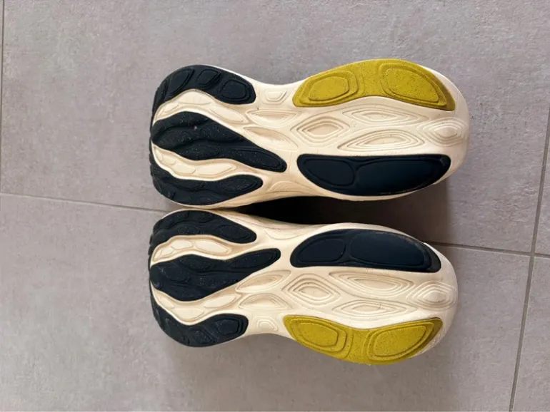 New Balance Fresh Foam X 1080 v14 bike usato — immagine 6 di 8