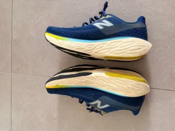 New Balance Fresh Foam X 1080 v14 bike usato — immagine 7 di 8