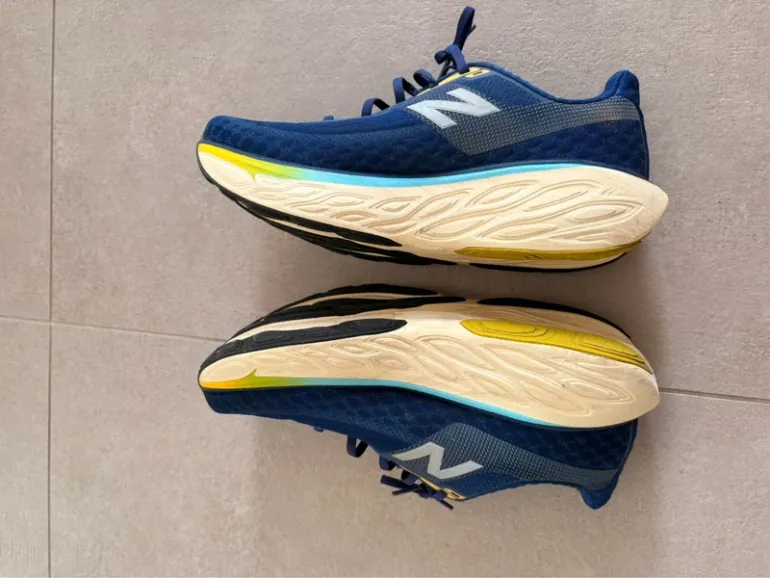 New Balance Fresh Foam X 1080 v14 bike usato — immagine 7 di 8