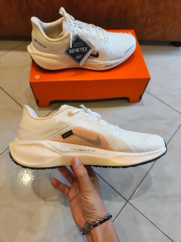 Pegasus Air Zoom 41 Gore-Tex bike usato — immagine 4 di 8