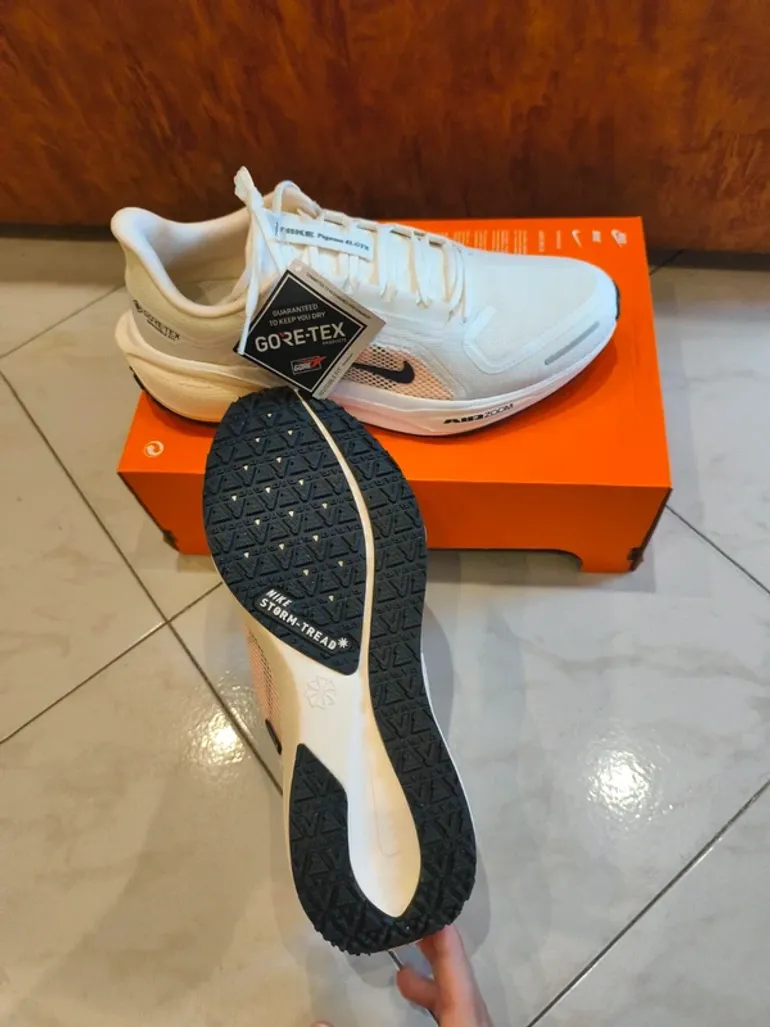 Pegasus Air Zoom 41 Gore-Tex bike usato — immagine 5 di 8