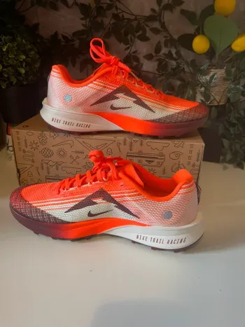 Nike Terra Kiger 10 bike usato — immagine 2 di 7