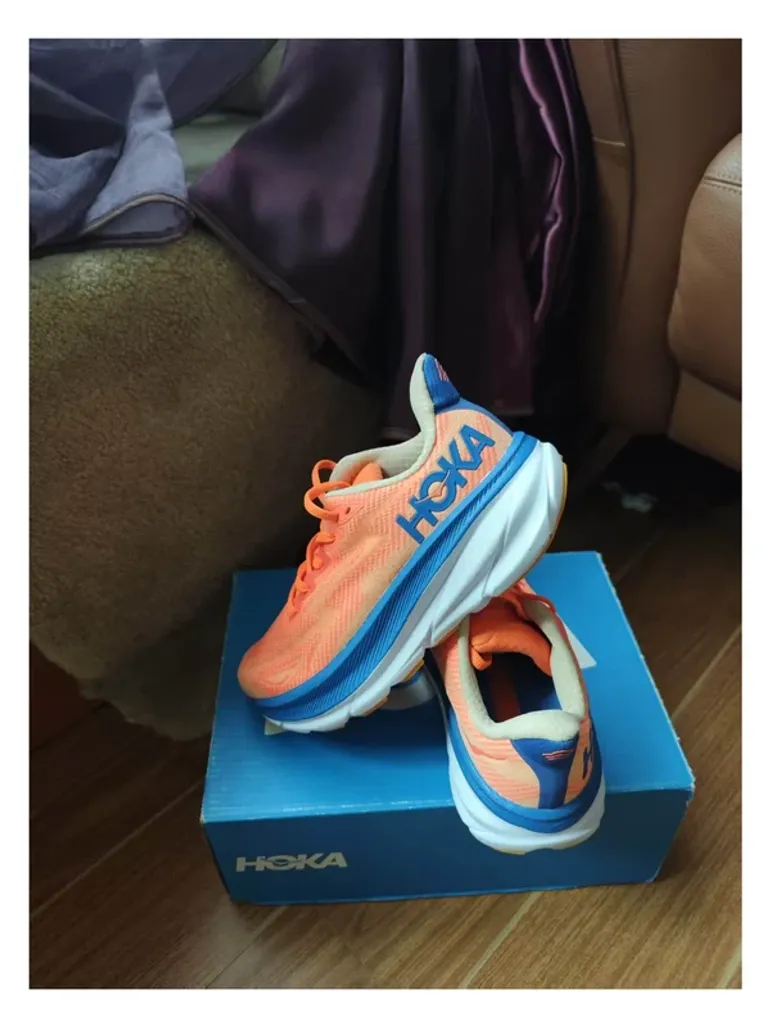 Tweedehands Hoka Clifton 9 bike — afbeelding 6 van 6