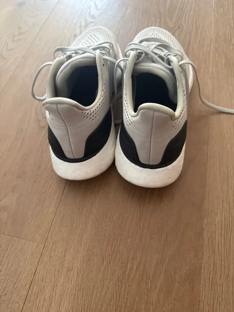 Adidas Pureboost 23 bike usato — immagine 9 di 12
