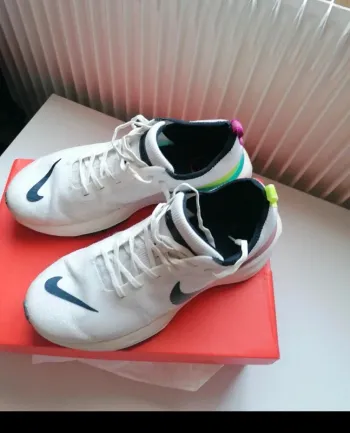 Nike Zoom X Invincible Run 3 bike usato — immagine 9 di 10