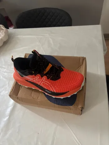 Asics Running Shoes bike usato — immagine 5 di 6