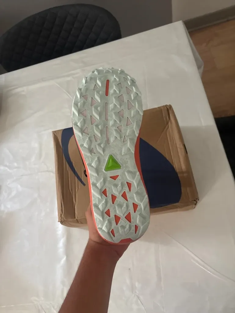 Asics Running Shoes bike usato — immagine 3 di 6