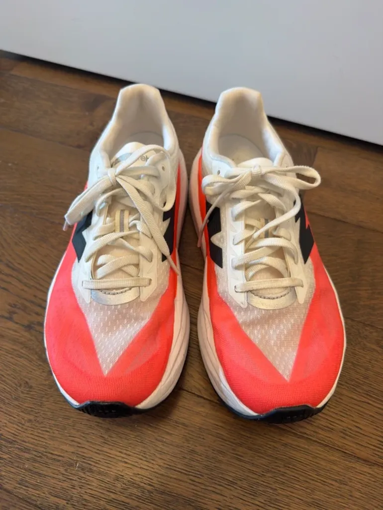 New Balance FuelCell Rebel v5 bike usato — immagine 2 di 5
