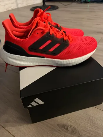 Adidas Pureboost 23 bike usato — immagine 5 di 6