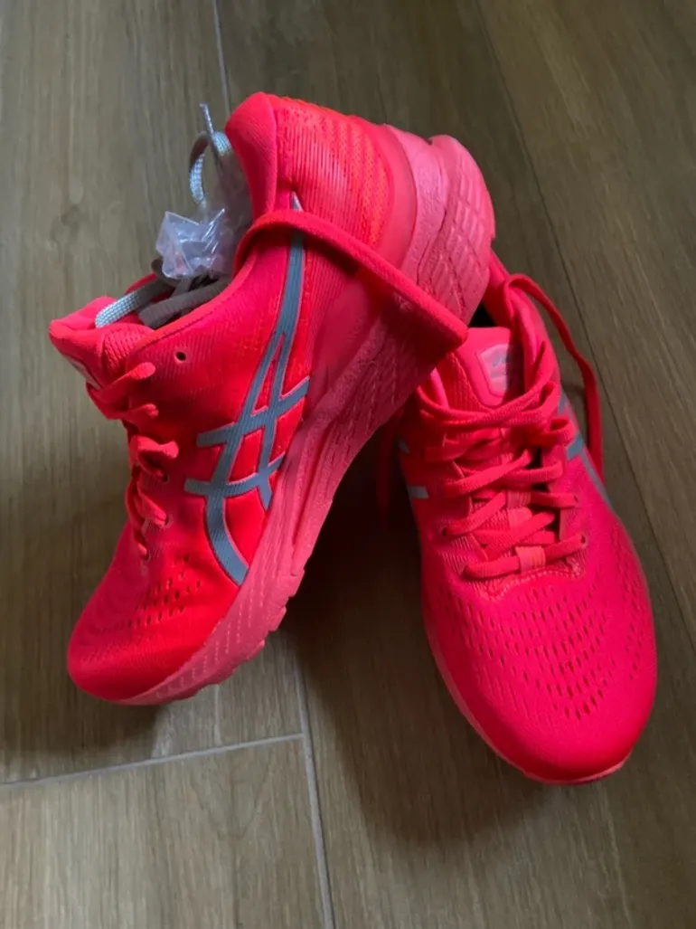 Used Scarpa Asics Gel-Kayano 28 bike — image 2 of 8