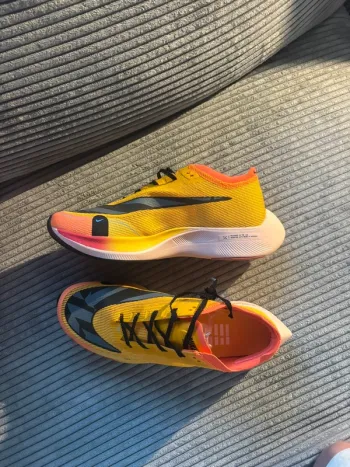Nike Zoom X Vaporfly Next 2 Running Shoes usato