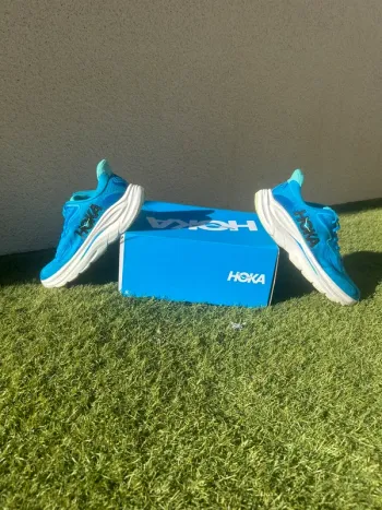 Hoka Clifton 10 Running Shoes usato
