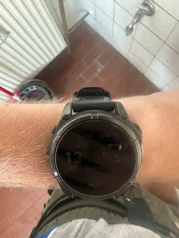 Käytetty Garmin Fenix 8 Solar Sapphire bike — kuva 2 / 6