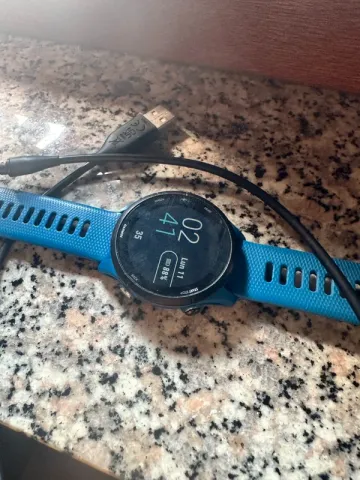 Used Garmin Forerunner 255 Electronics