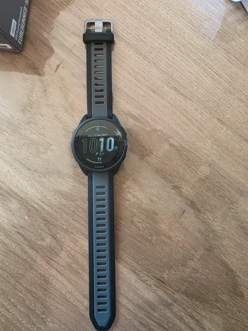Used Garmin Forerunner 165 bike — image 2 of 3