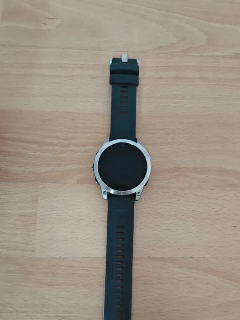 Used Garmin Epix Gen 2 bike — image 4 of 5