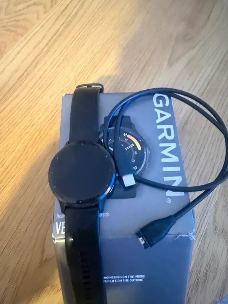 Used Garmin Venu 3 bike — image 2 of 2
