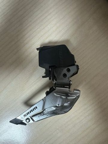 Sram Rival eTap AXS Drivetrain & Pedals usato