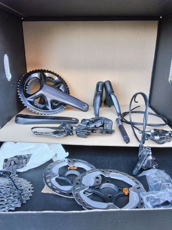 Shimano Ultegra Di2 12v Groupset 2025 Groupset usato