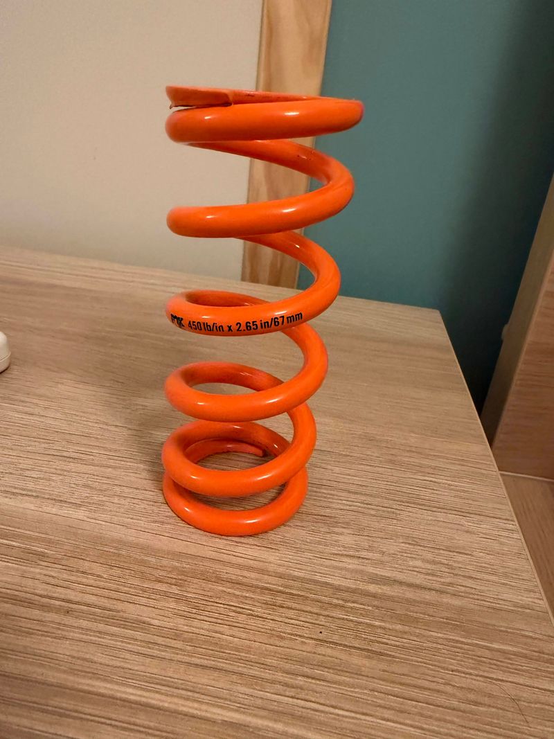 Używany Fox SLS Coil Rear Shock Spring Rear Suspension