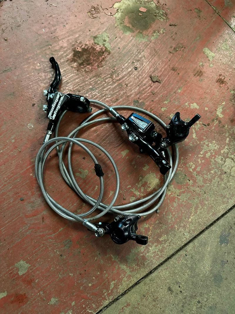 Used Hope Tech 3 X2 Duo Hydraulic Disc Brake and Lever Set Brakes