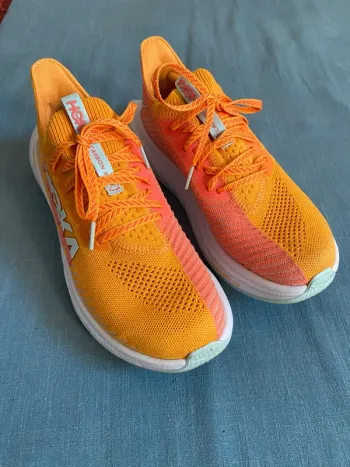 Używany Hoka Carbon Running Shoes