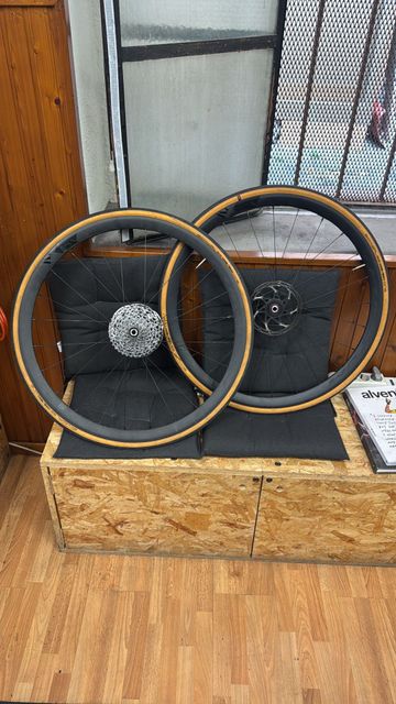 Brugt Fulcrum Racing 400 DB Wheelset Wheels