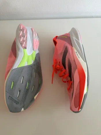 Gebrauchtes Adidas Adizero Adios 8 bike — Bild 2 von 3