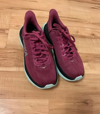 Używany Hoka Mach 4 Running Shoes