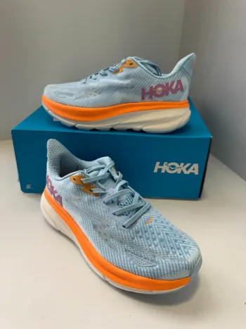 Używany Hoka Shoes Size 42 Running Shoes