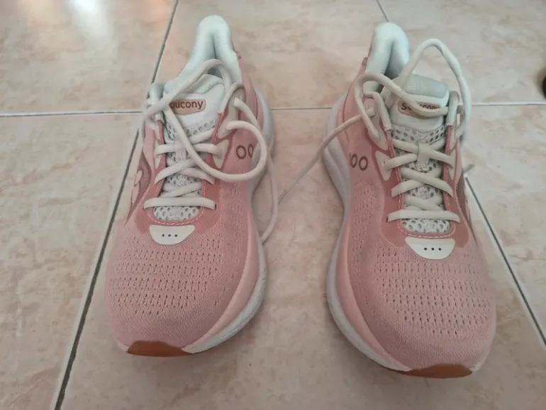 Gebrauchtes Saucony Triumph 23 bike — Bild 4 von 8