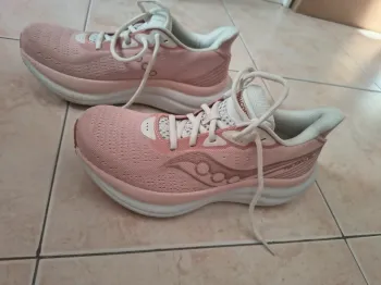 Gebrauchtes Saucony Triumph 23 bike — Bild 5 von 8