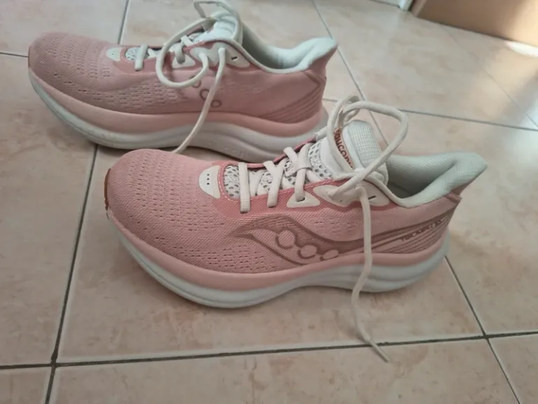 Gebrauchtes Saucony Triumph 23 bike — Bild 5 von 8
