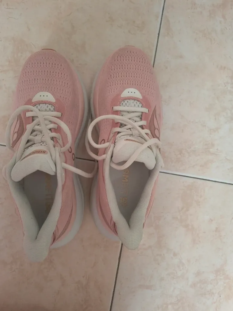 Gebrauchtes Saucony Triumph 23 bike — Bild 7 von 8