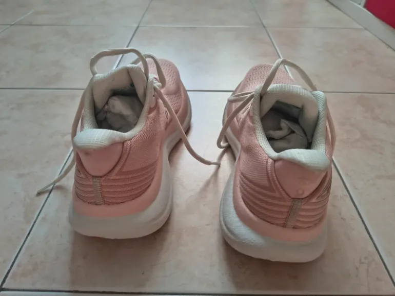 Gebrauchtes Saucony Triumph 23 bike — Bild 3 von 8