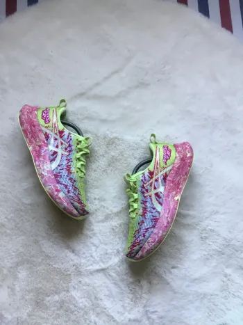 Używany Asics Noosa Tri 16 Running Shoes